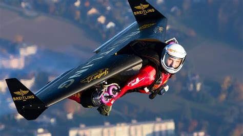 Fly with the Jetman 